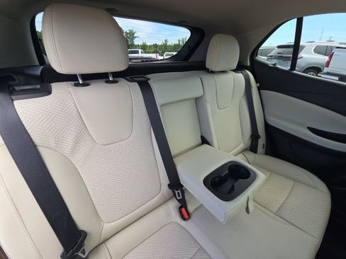 Used 2023 Buick Encore GX Essence w/ Experience Buick Package image 15