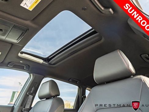 Used 2025 Honda CR-V Sport-L image 8