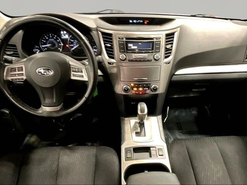 Used 2012 Subaru Outback 2.5i Premium AWD/4WD image 7