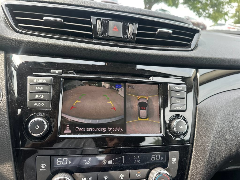 Certified 2022 Nissan Rogue Sport SL AWD/4WD image 44
