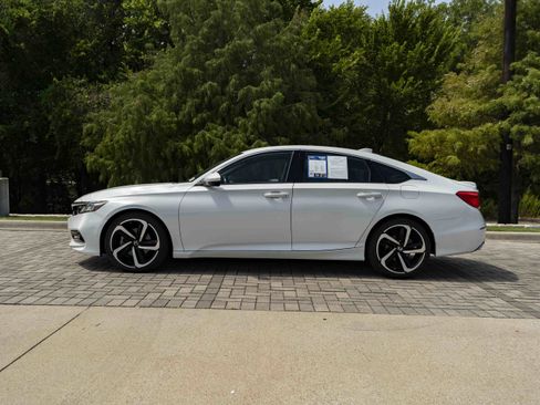 Used 2020 Honda Accord Sport image 5