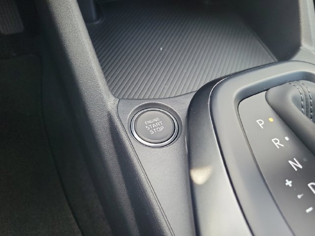 New 2026 Kia K4 FWD image 25