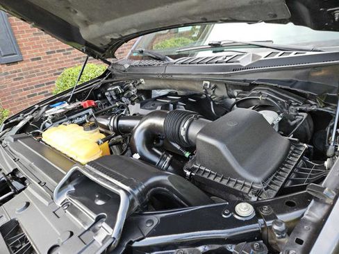 Used 2015 Ford F150 XLT w/ Equipment Group 301A Mid image 9