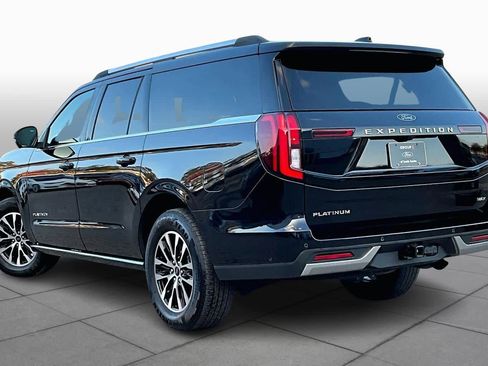 Used 2025 Ford Expedition Max Platinum image 11