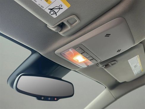 Used 2022 Buick Encore Preferred w/ Safety Package image 10