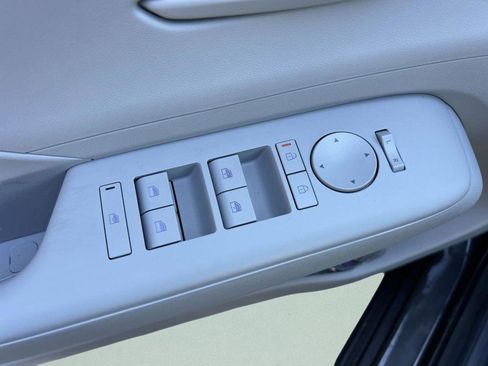 New 2026 Hyundai Kona SEL Sport FWD image 18