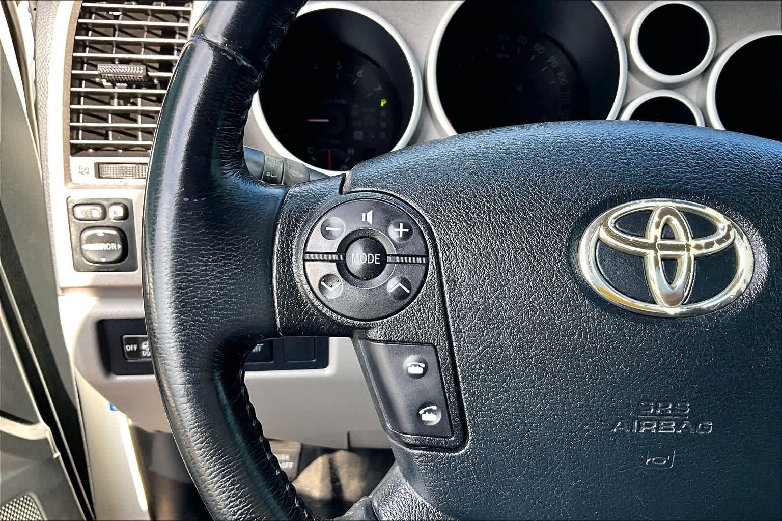 Used 2012 Toyota Tundra Limited w/ Memory Pkg AWD/4WD image 22