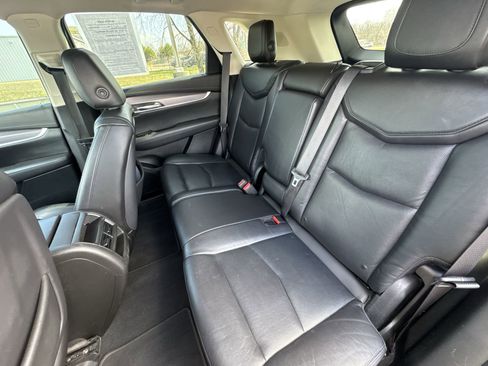 Used 2018 Cadillac XT5 Luxury image 23