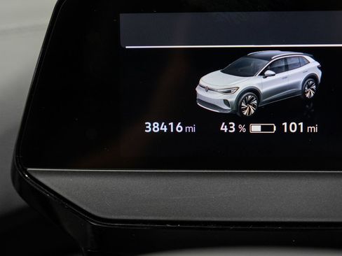 Used 2023 Volkswagen ID.4 Pro image 22