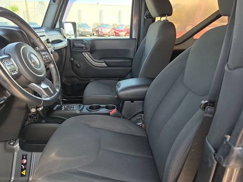 Used 2016 Jeep Wrangler Sport w/ Quick Order Package 24S AWD/4WD image 11