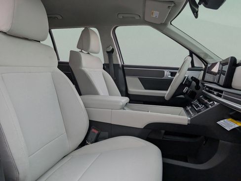Used 2025 Hyundai Santa Fe SE AWD/4WD image 21