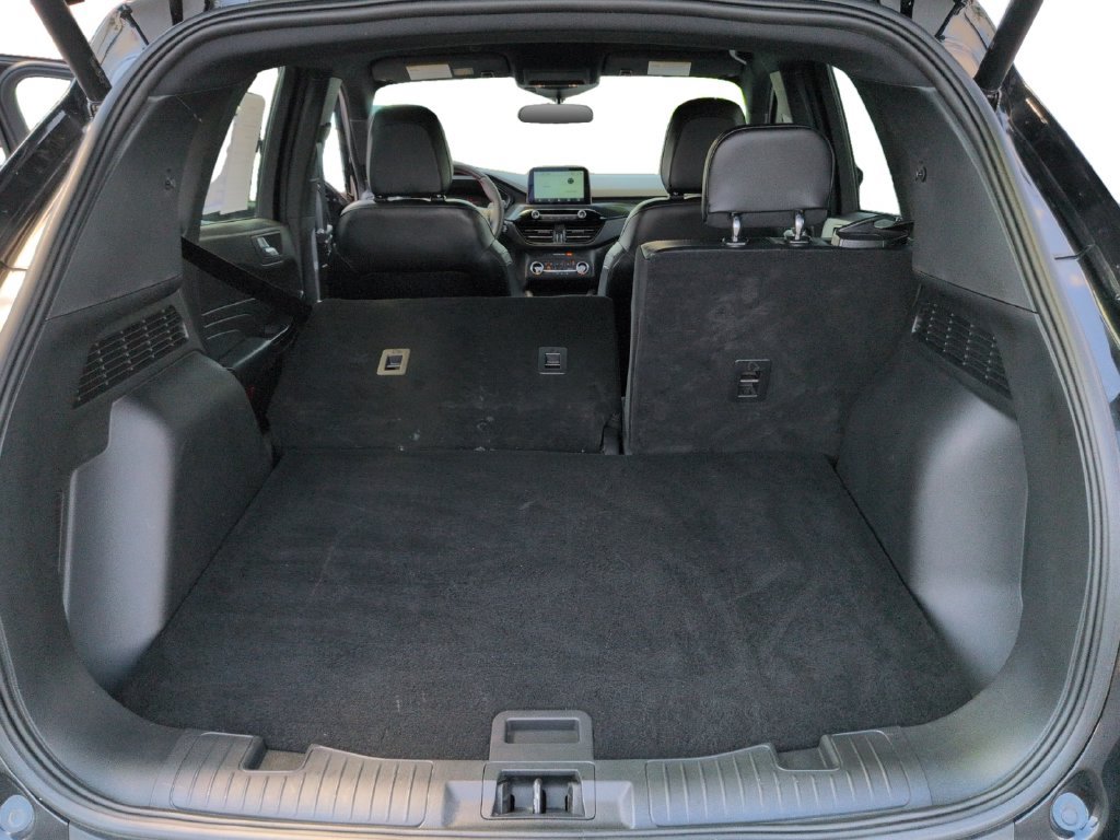Used 2025 Ford Escape ST-Line Select AWD/4WD image 27
