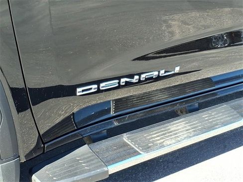 Used 2022 GMC Sierra 1500 Denali image 33