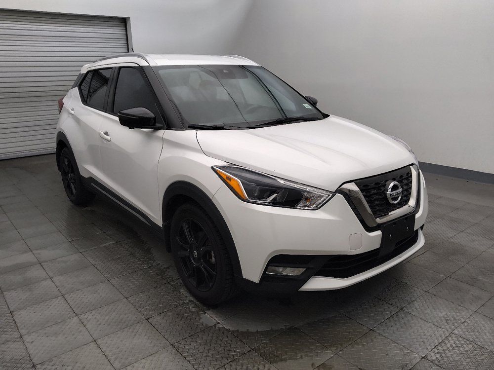 Used 2020 Nissan Kicks SR FWD image 13