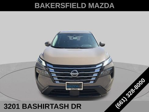 Used 2025 Nissan Rogue SV AWD/4WD image 8