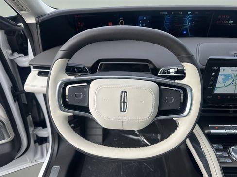 New 2026 Lincoln Nautilus Black Label w/ Jet Appearance Package image 12