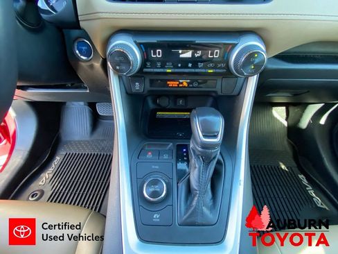 Certified 2021 Toyota RAV4 XLE Premium AWD/4WD image 44