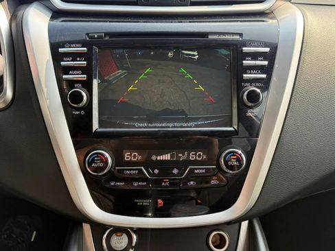 Used 2017 Nissan Murano SV w/ Visibility Package AWD/4WD image 12