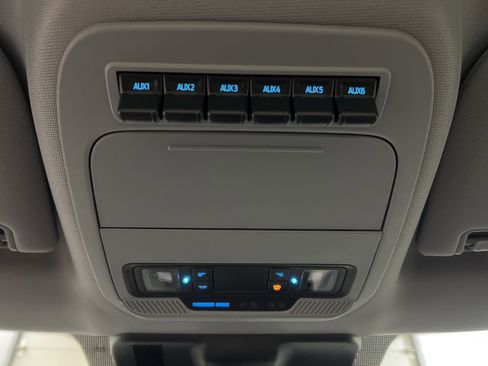 New 2026 Ford F550 4x4 Regular Cab Super Duty image 22