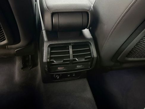 Used 2022 Audi Q3 2.0T Premium w/ Convenience Package image 29