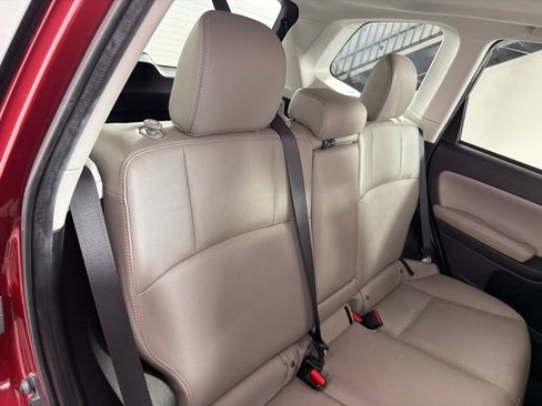 Used 2015 Subaru Forester 2.5i Touring AWD/4WD image 22