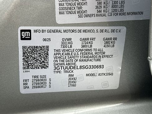 Used 2025 GMC Sierra 1500 SLT w/ SLT Premium Plus Package image 58