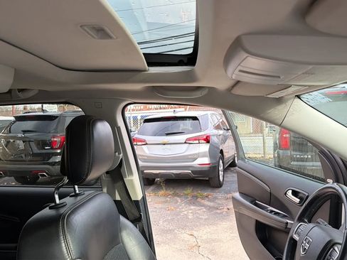 Used 2017 Dodge Journey Crossroad w/ Popular Equipment Group image 35