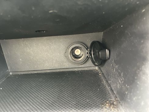 Used 2017 Subaru Impreza 2.0i Limited image 27