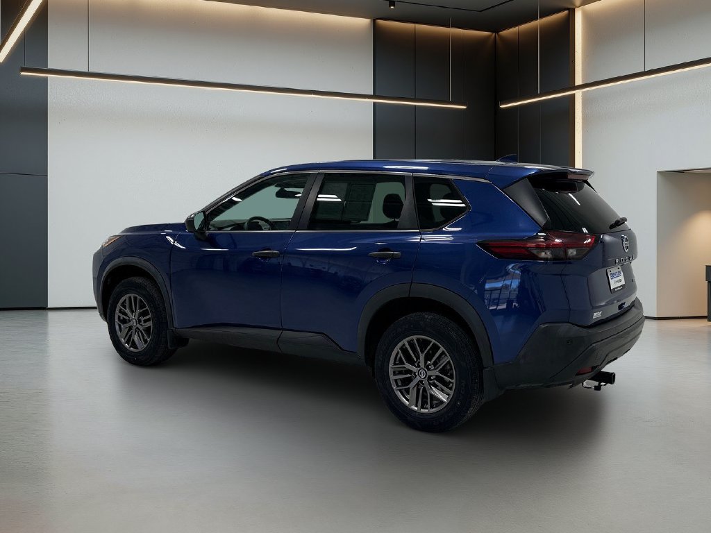 Used 2021 Nissan Rogue S AWD/4WD image 3