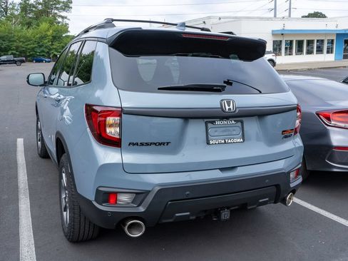 Used 2023 Honda Passport TrailSport image 4
