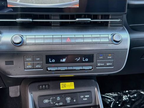 Used 2026 Hyundai Kona SEL Premium FWD image 15