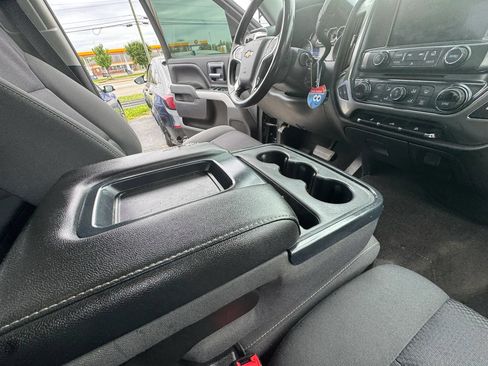 Used 2018 Chevrolet Silverado 1500 LT w/ All Star Edition AWD/4WD image 25