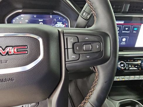 Used 2025 GMC Sierra 2500 AT4 AWD/4WD image 27