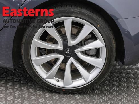 Used 2018 Tesla Model 3 Mid Range RWD image 27
