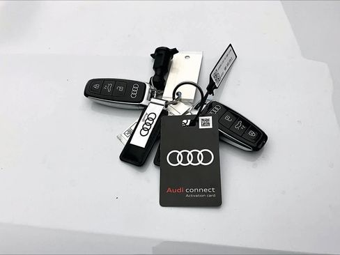 Used 2023 Audi Q7 2.0T Premium Plus w/ Premium Plus Package AWD/4WD image 15