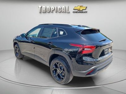 New 2026 Chevrolet Trax LT w/ Midnight Edition