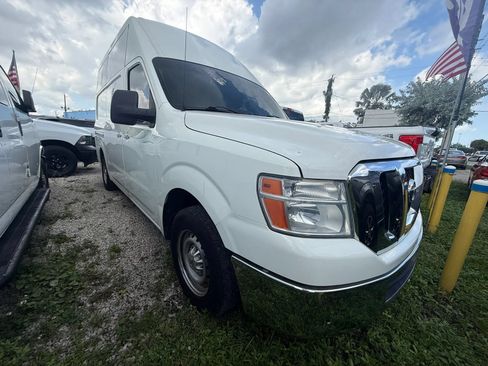 Used 2012 Nissan NV 2500 SV w/ Technology Pkg RWD image 3