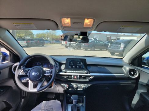 Used 2020 Kia Forte LXS image 17