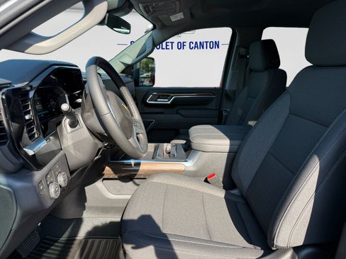 New 2026 Chevrolet Silverado 2500 LT AWD/4WD image 9
