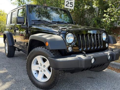 Used 2018 Jeep Wrangler Unlimited Sport S AWD/4WD image 12