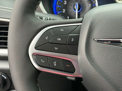 New 2026 Chrysler Pacifica Select image 23