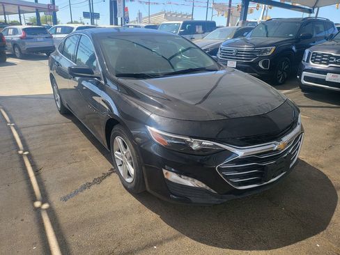Used 2024 Chevrolet Malibu LT image 14