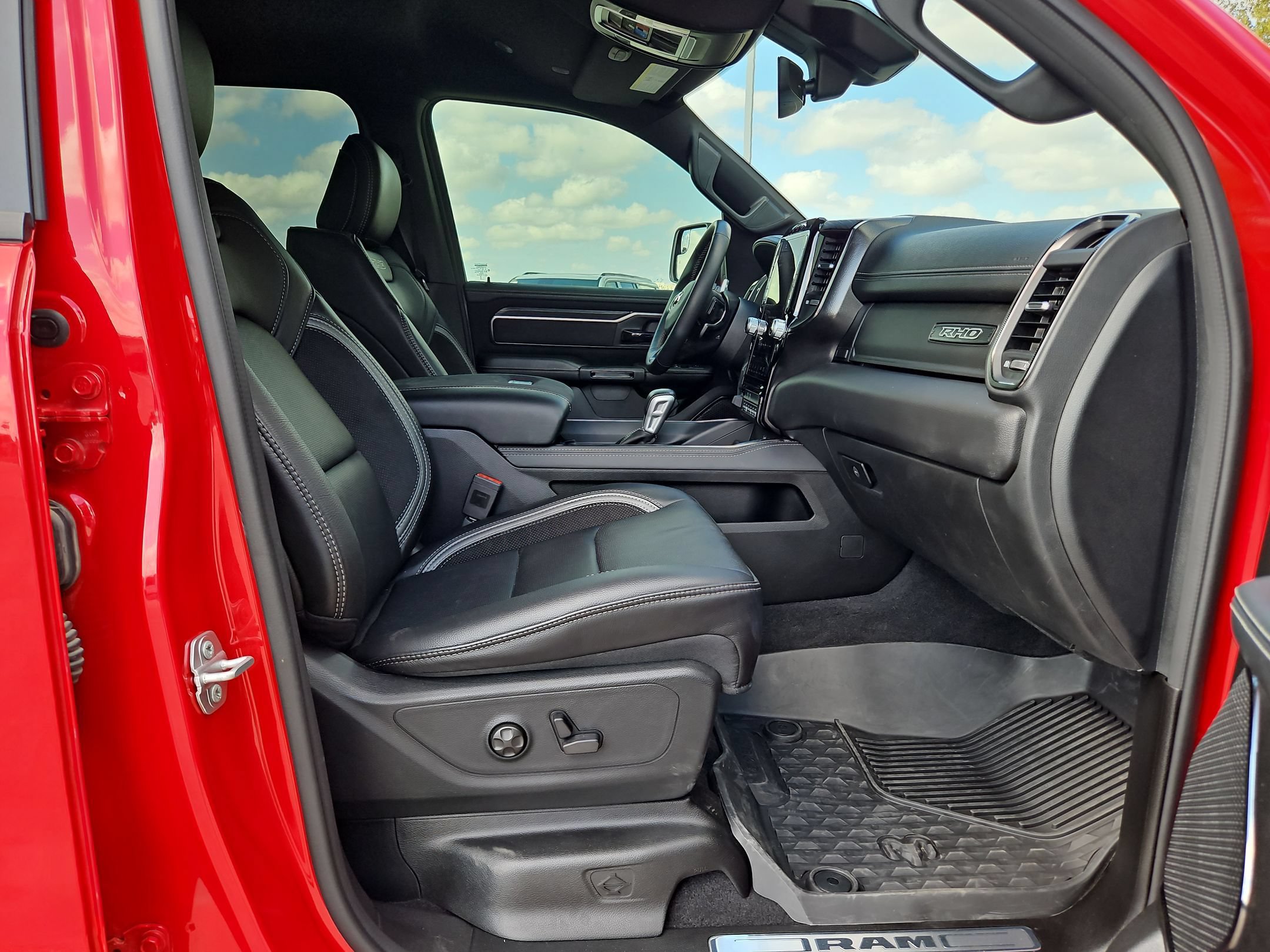 Used 2025 RAM 1500 RHO w/ Bed Utility Group AWD/4WD image 27