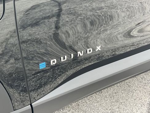 New 2026 Chevrolet Equinox EV LT image 21