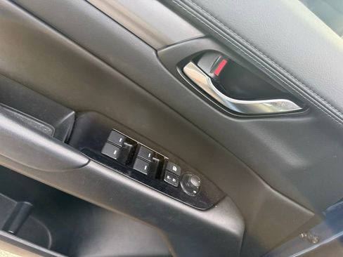 Used 2020 MAZDA CX-5 Touring FWD image 9