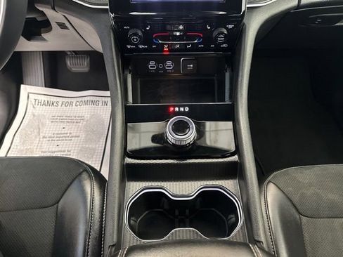 Used 2023 Jeep Grand Cherokee L Laredo image 32