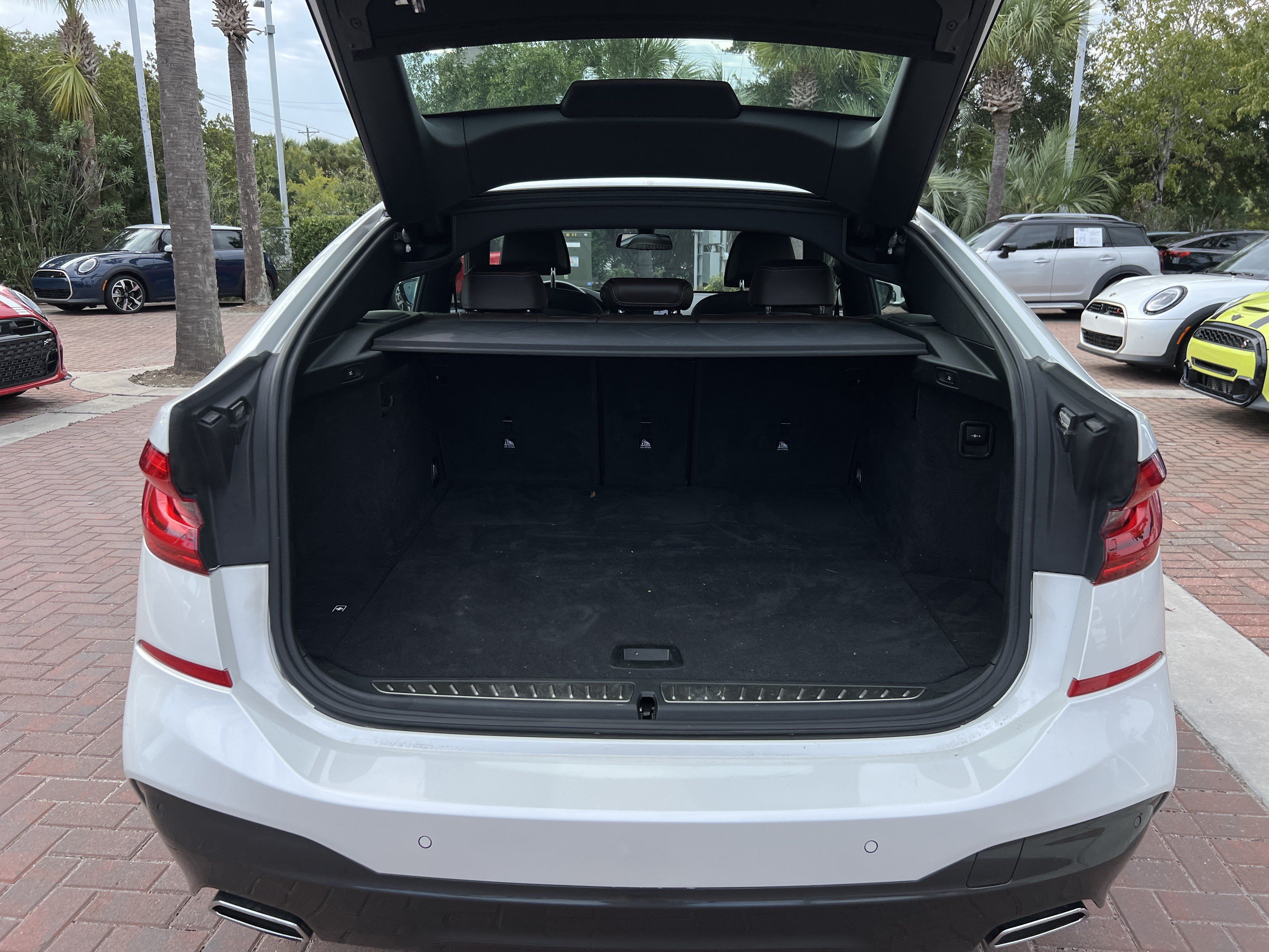 Used 2018 BMW 640i Gran Turismo xDrive AWD/4WD image 32