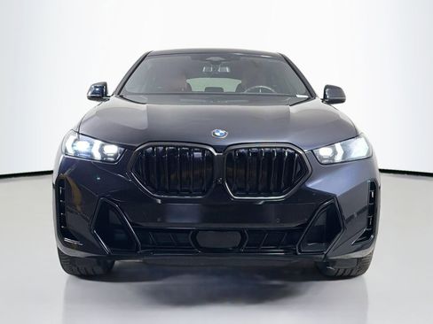 Certified 2024 BMW X6 xDrive40i w/ Premium Package image 2