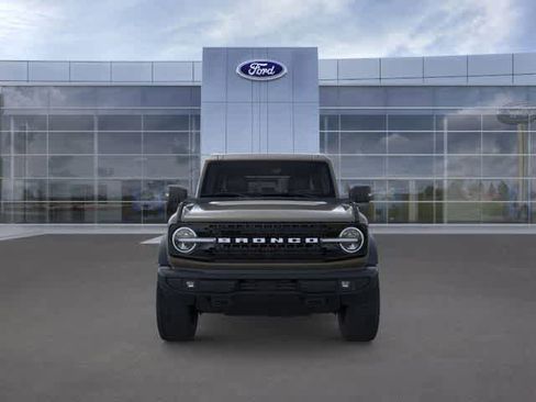 New 2025 Ford Bronco Outer Banks image 6