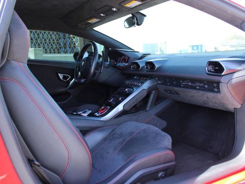 Used 2015 Lamborghini Huracan LP 610-4 AWD/4WD image 13